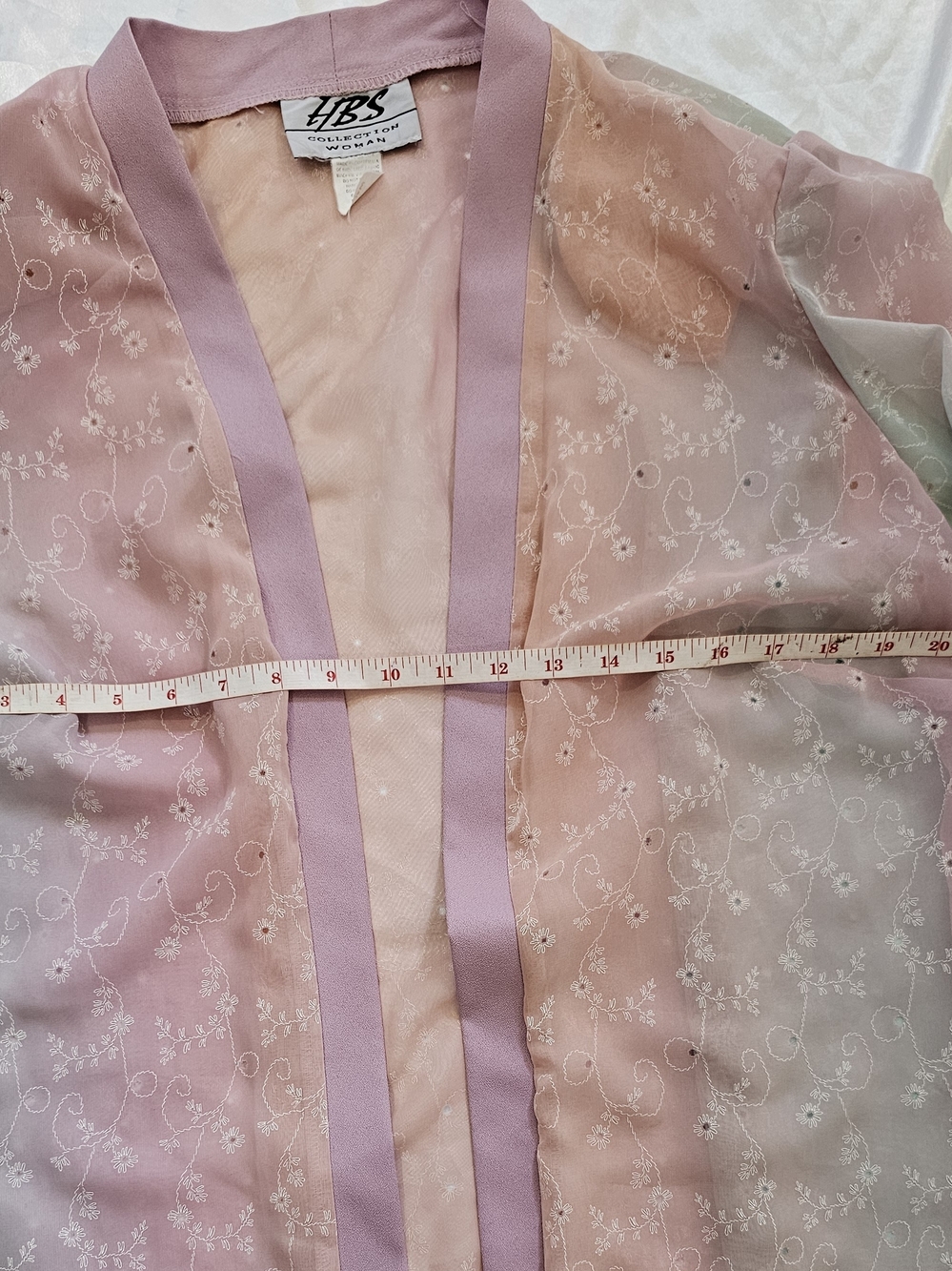 Kawaii Rainbow Kimono - Picture 8 of 10